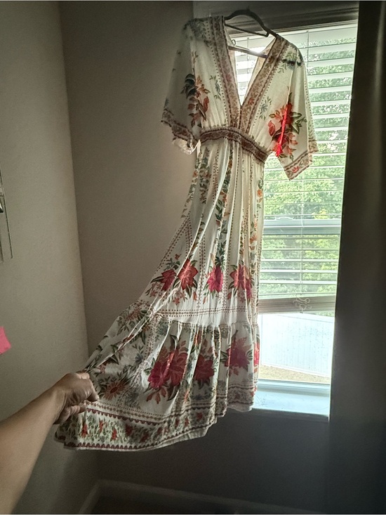 FARM Rio Dresses & Skirts - Farm Boho White Floral Maxi Dress